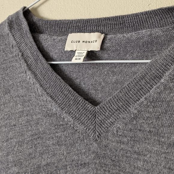 CLUB MONACO Merino Wool Sweater - Picture 3 of 4